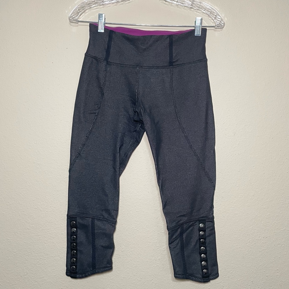 Lululemon Snap Me Up Size 6 Gray Yoga Crop Leggings Pull On Activewear Pants